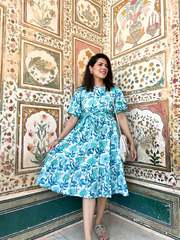Shop Elegant Floral Print Midi Dresses for Women in Every Occasion Onl